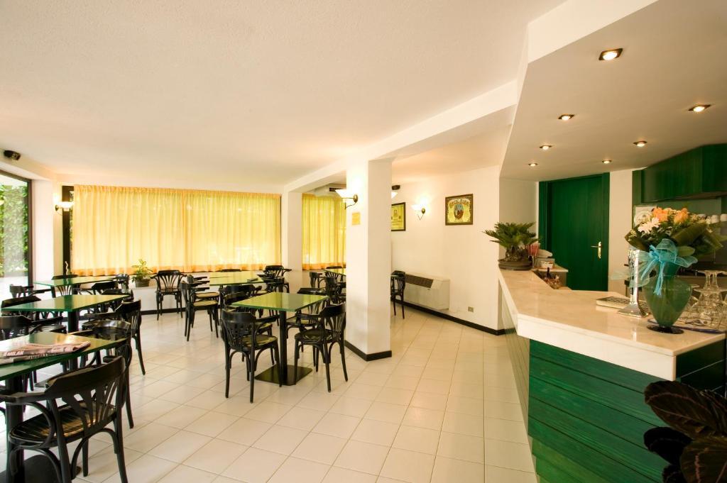Hotel Costaverde Cesenatico Exterior foto